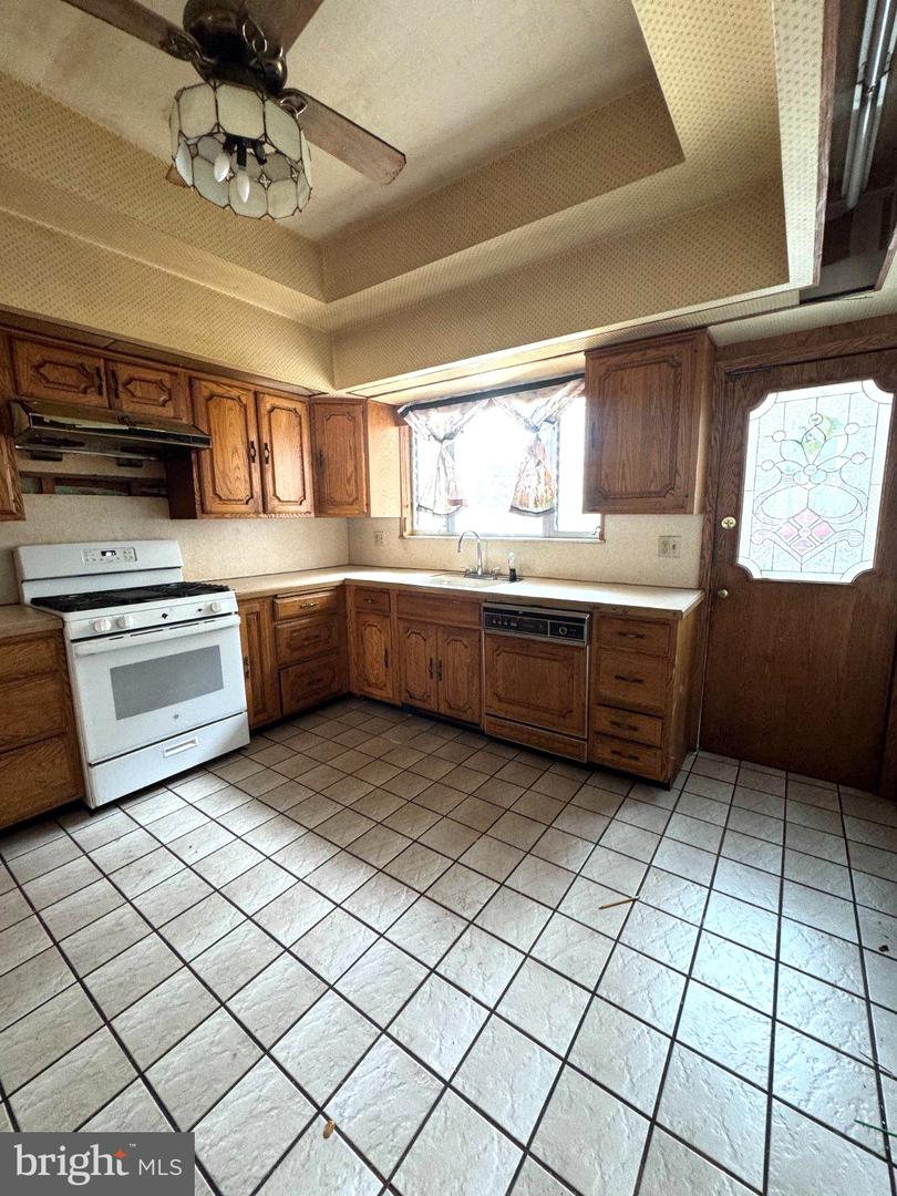 1134 W Ritner St Property Photo 6