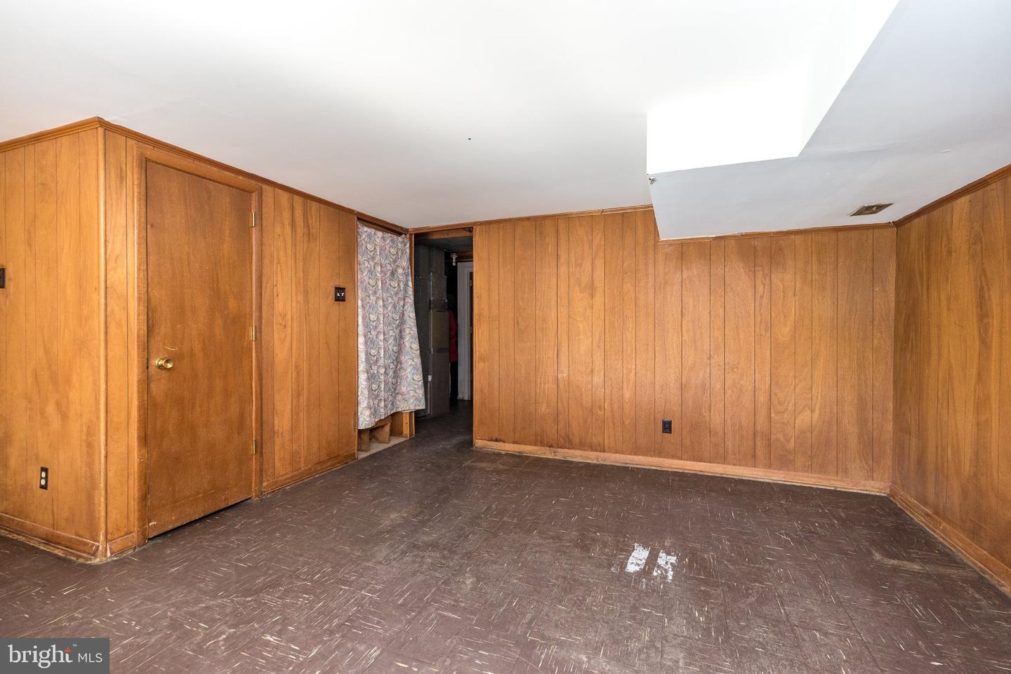 11921 Covert Rd Property Photo 22