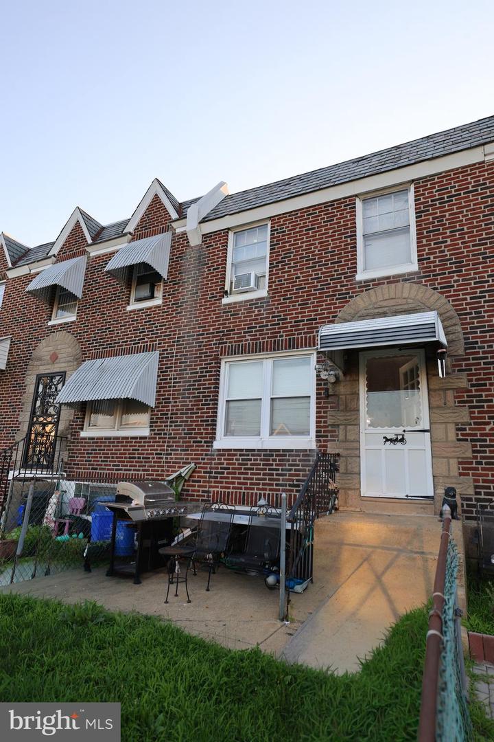 5936 A St Property Photo 1