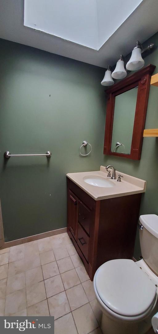 4401 Deerpath Ln Property Photo 14