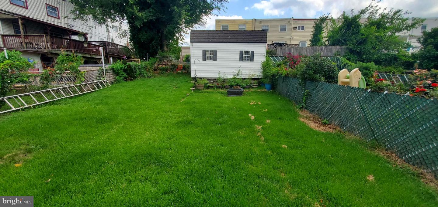4401 Deerpath Ln Property Photo 20