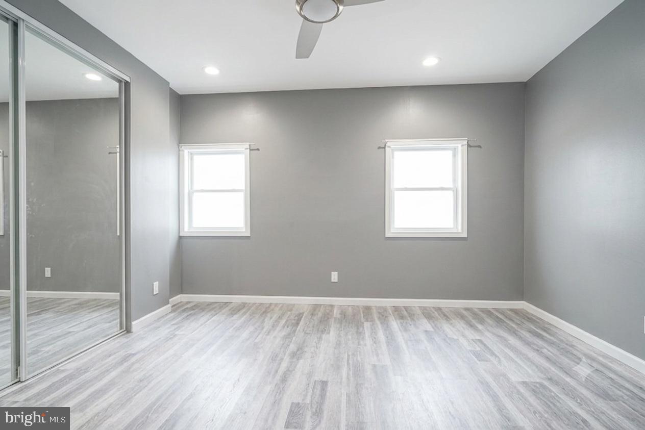 151 Moore St Property Photo 11