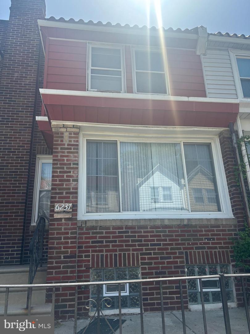 6237 N Bouvier St Property Photo 1