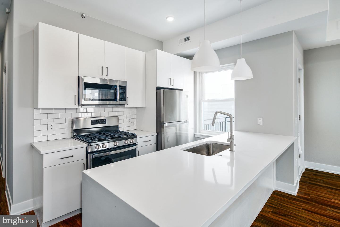 1527-29 Ridge Ave #5a Property Photo 10