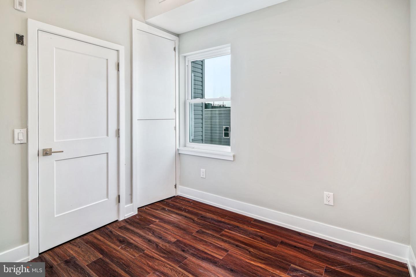1527-29 Ridge Ave #5a Property Photo 16