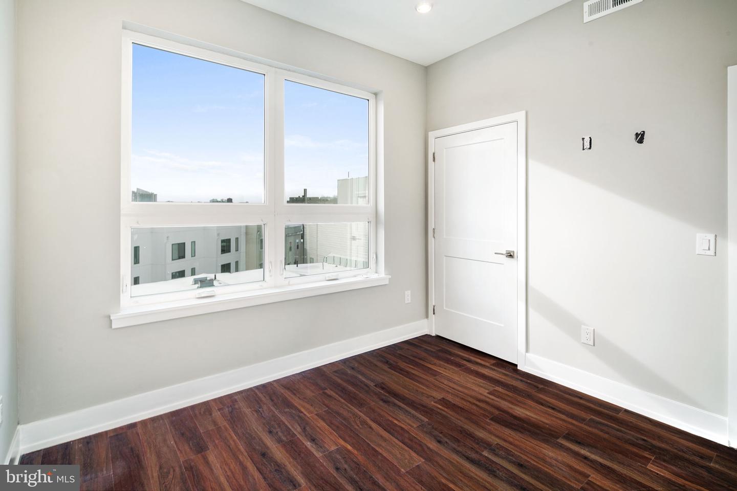1527-29 Ridge Ave #5a Property Photo 23