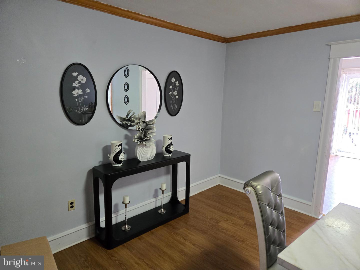 3355 Princeton Ave Property Photo 5