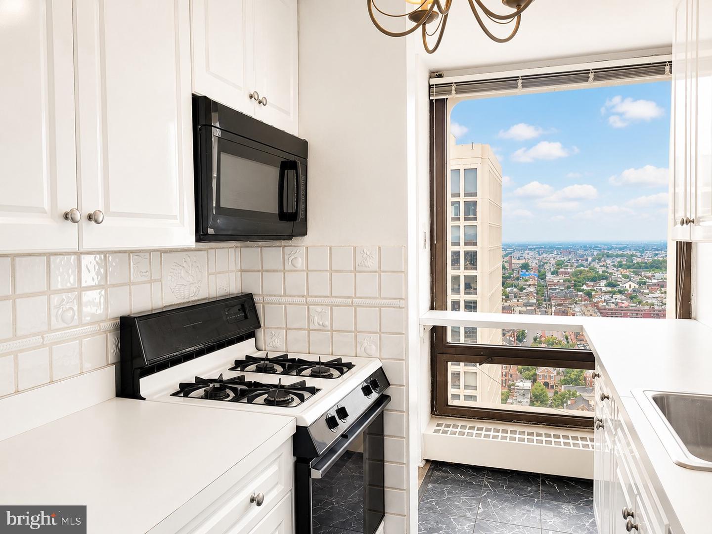 200 Locust St #30gn Property Photo 6