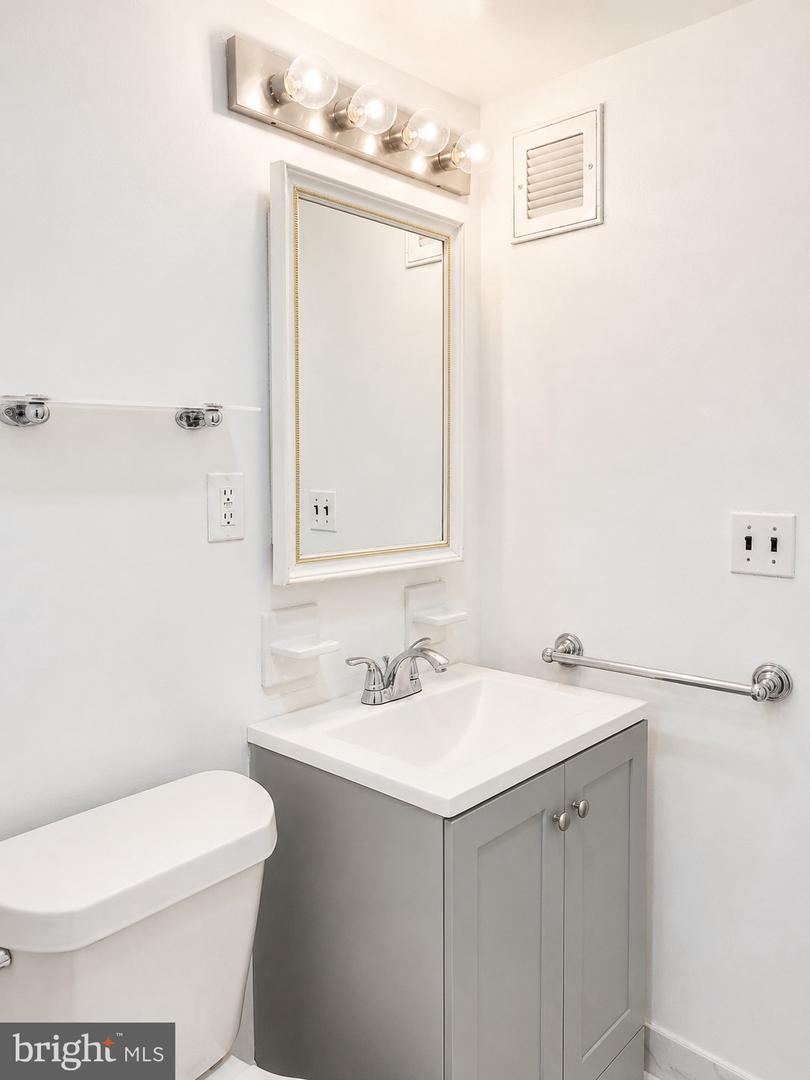 200 Locust St #30gn Property Photo 11