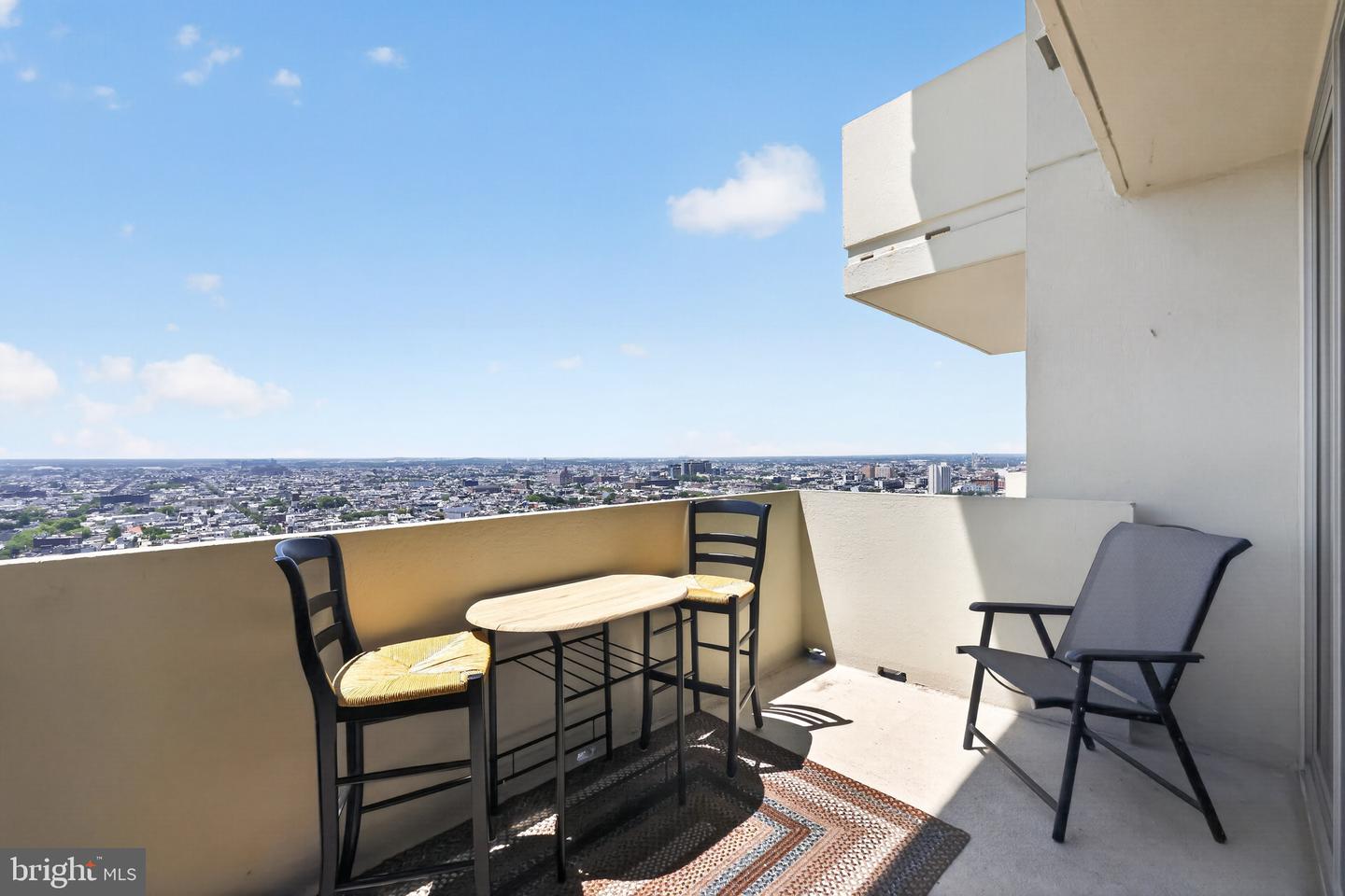 604-36 S Washington Sq #2609 Property Photo 9
