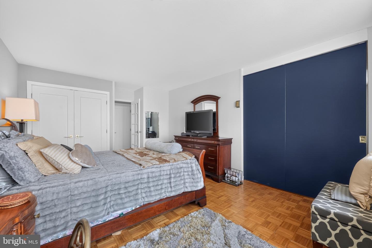 604-36 S Washington Sq #2609 Property Photo 15