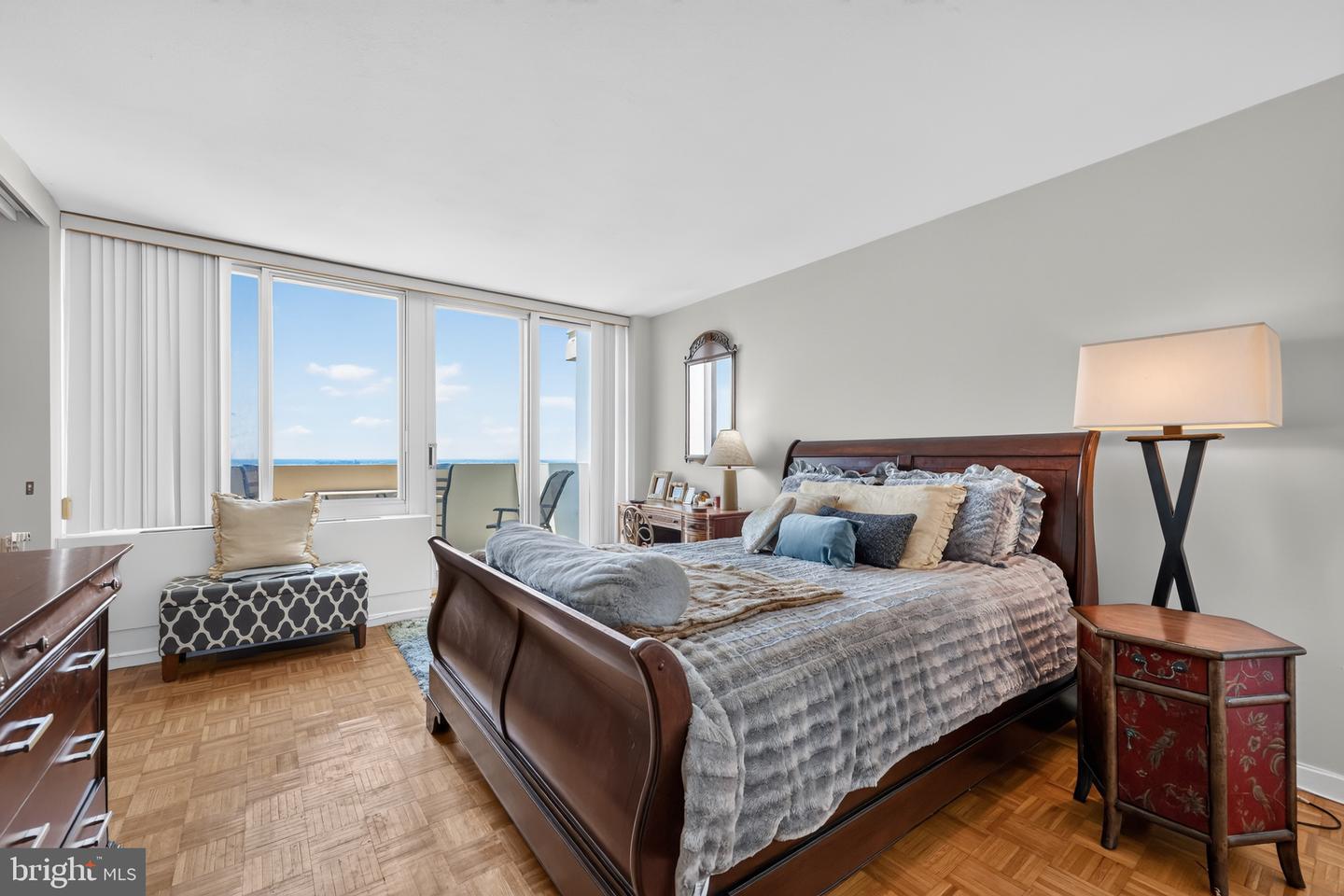604-36 S Washington Sq #2609 Property Photo 18