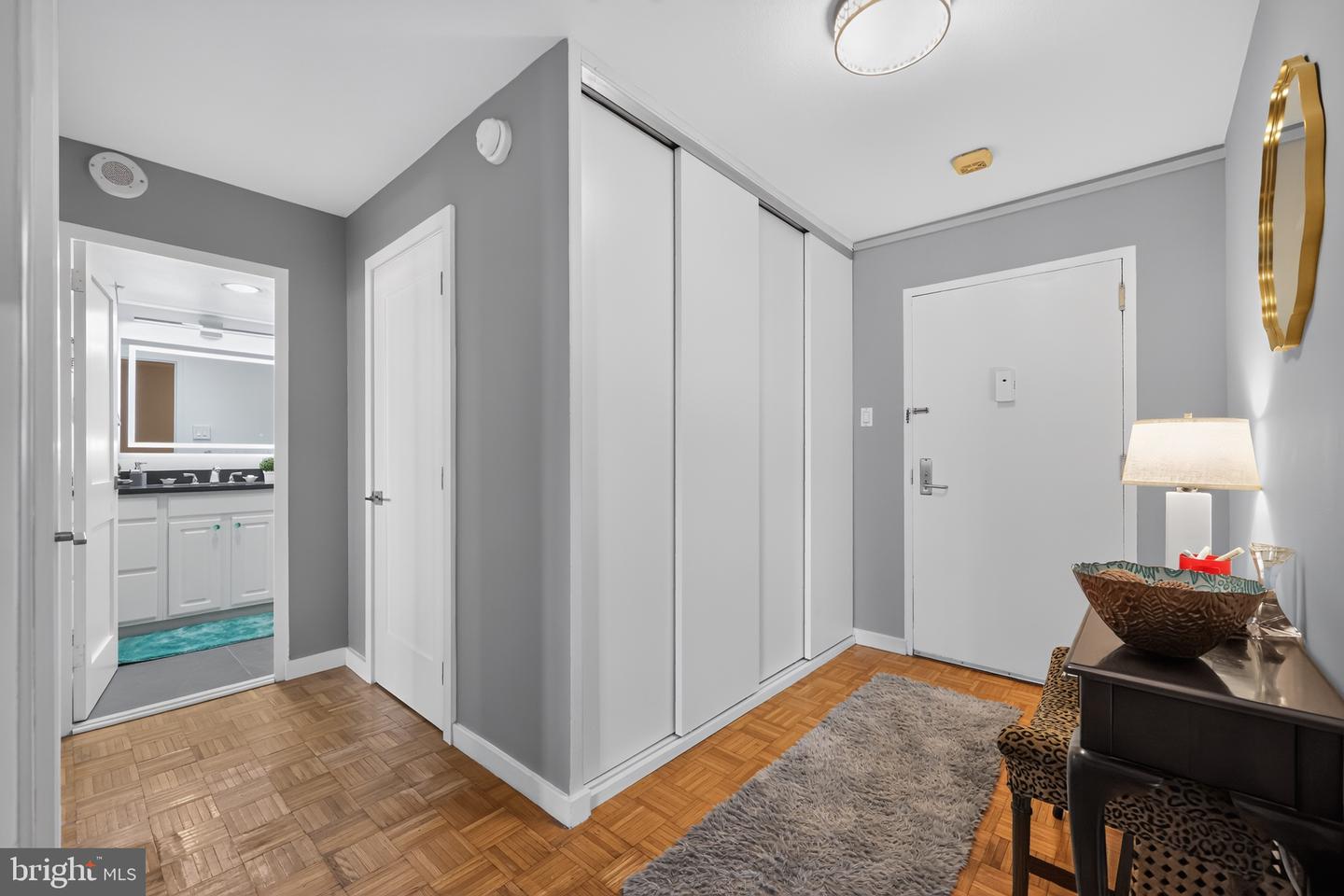604-36 S Washington Sq #2609 Property Photo 20