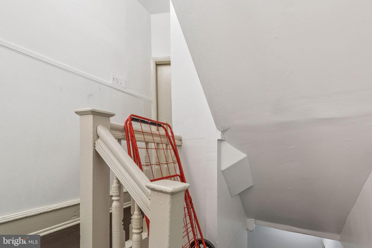 4714 Woodland Ave Property Photo 18