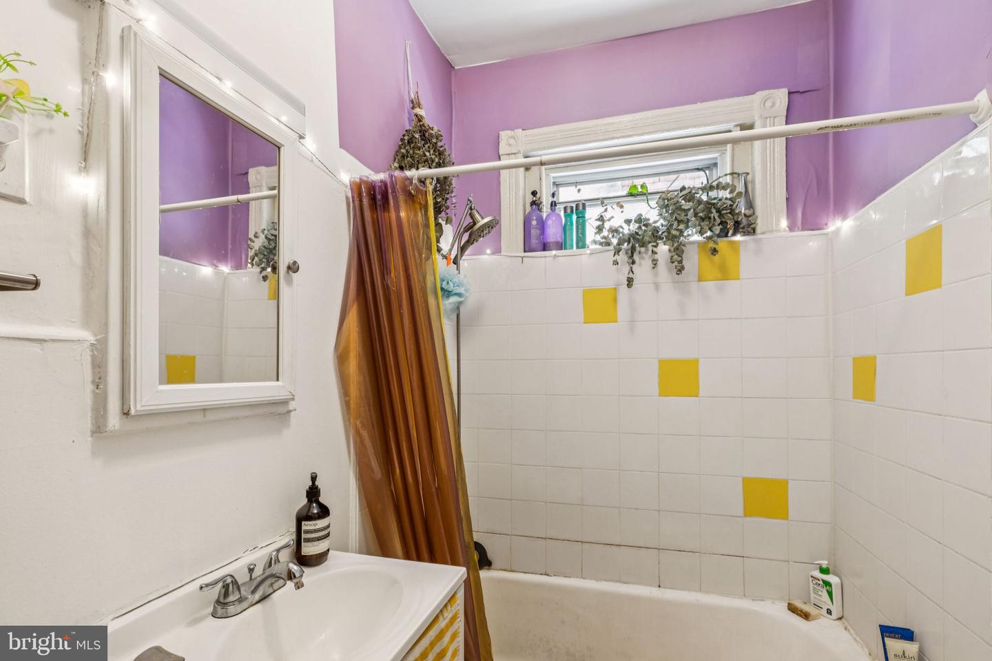 4714 Woodland Ave Property Photo 22