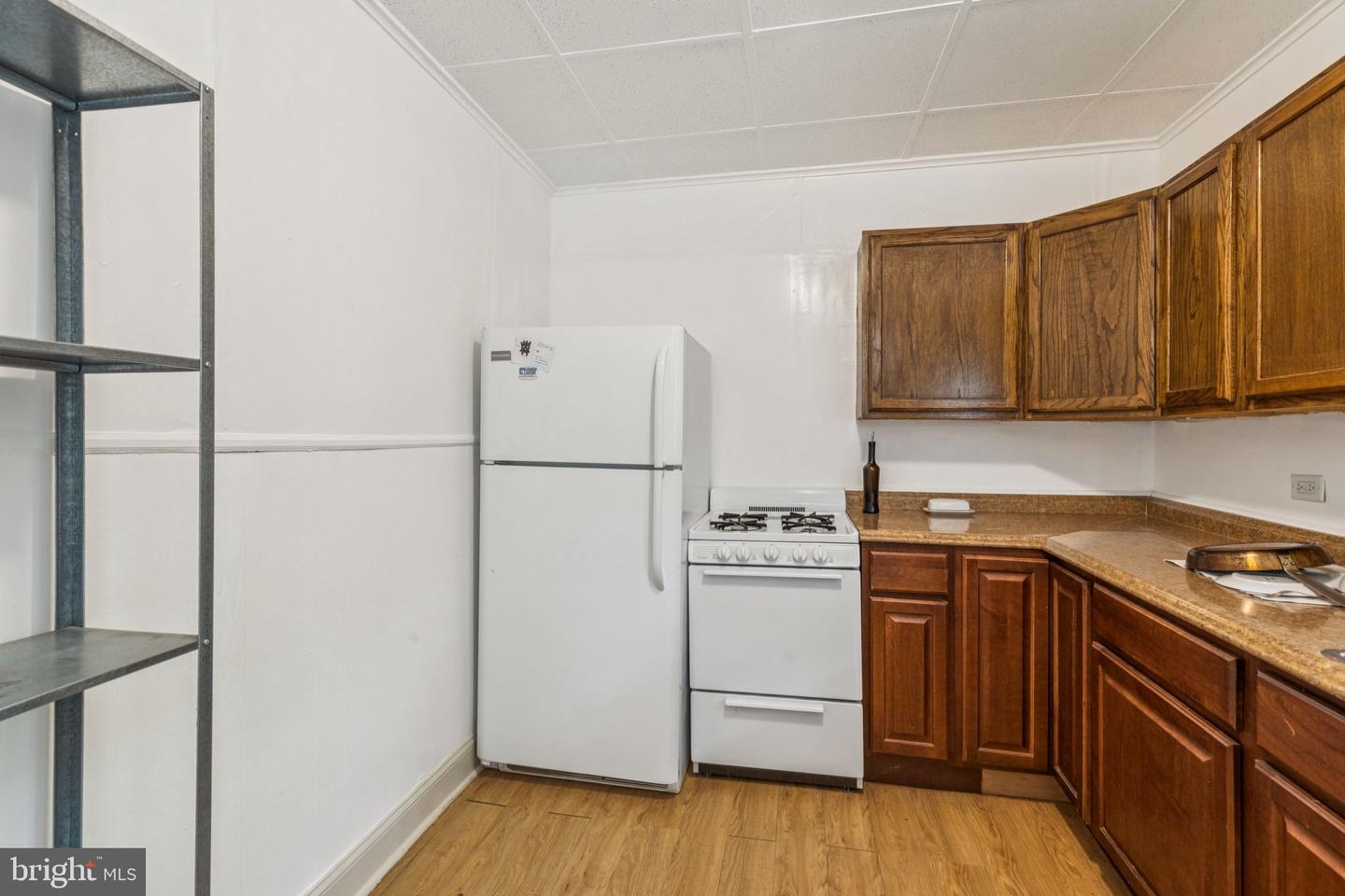 4714 Woodland Ave Property Photo 38