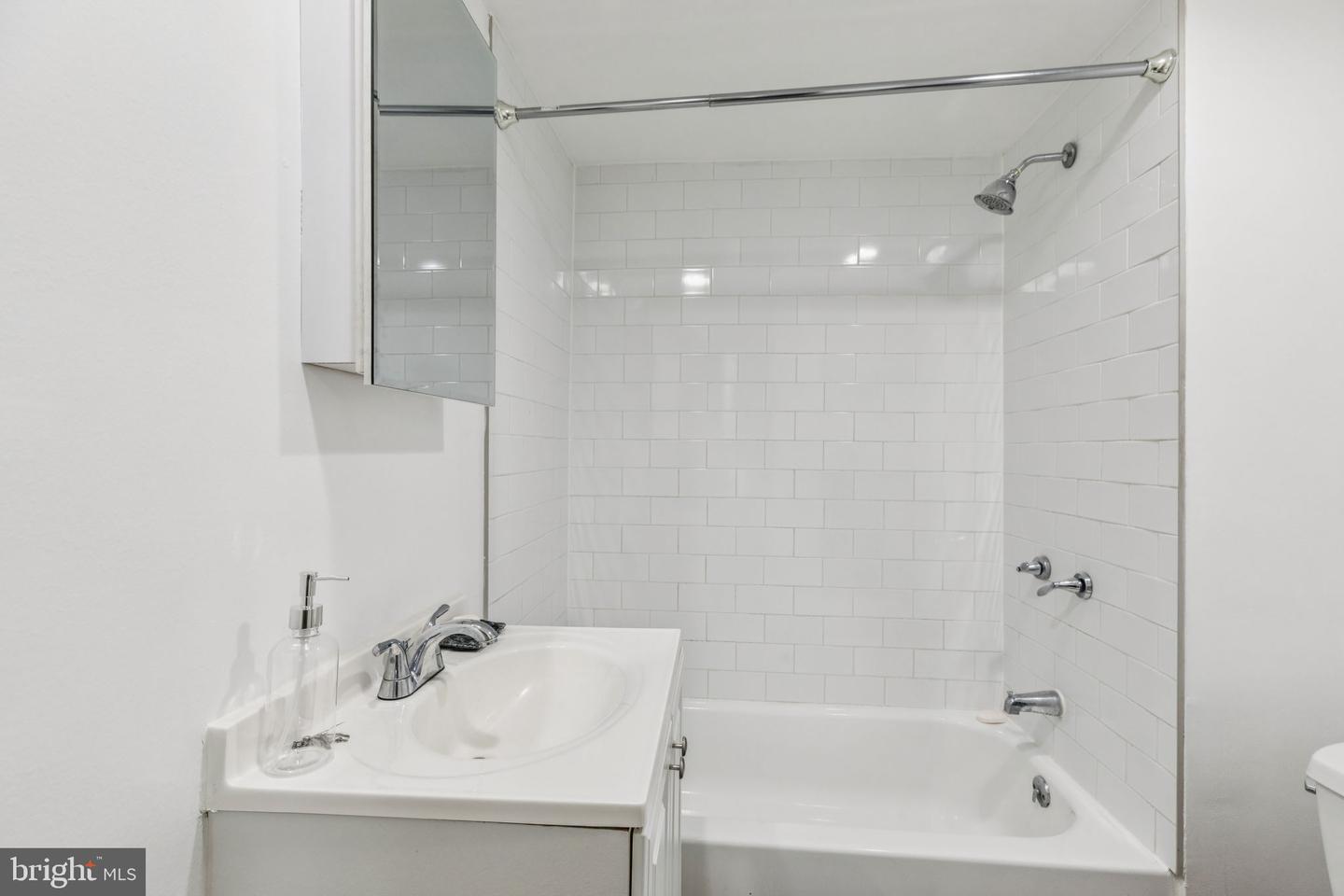 4714 Woodland Ave Property Photo 47