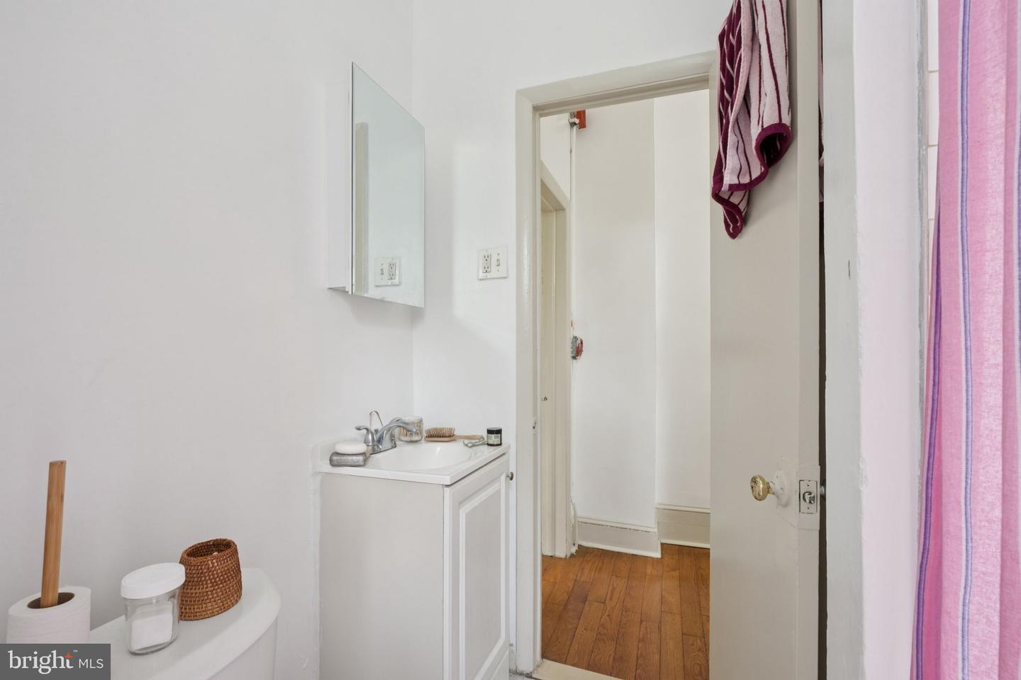 4714 Woodland Ave Property Photo 68