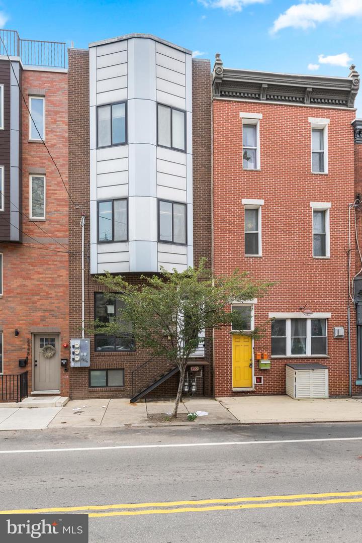 2450 FRANKFORD AVE #A Property Photo 1