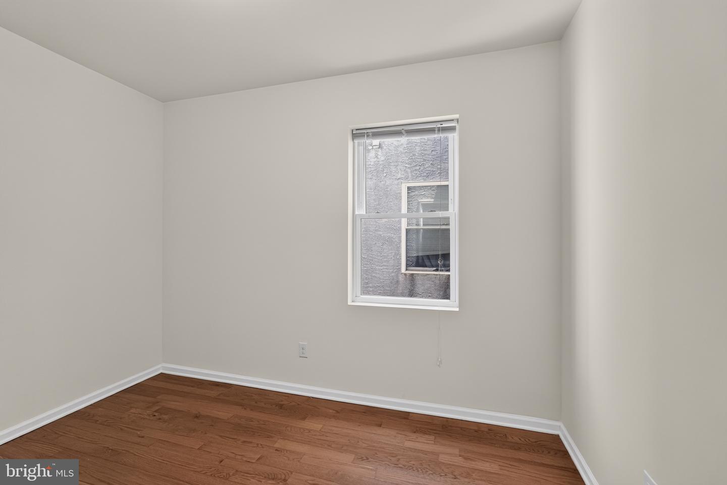 1516-18 W Diamond St Property Photo 18