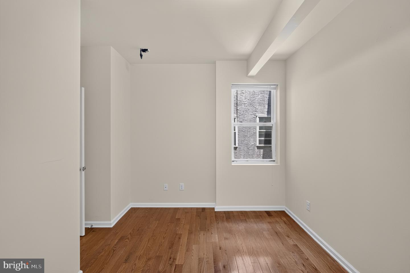 1516-18 W Diamond St Property Photo 30