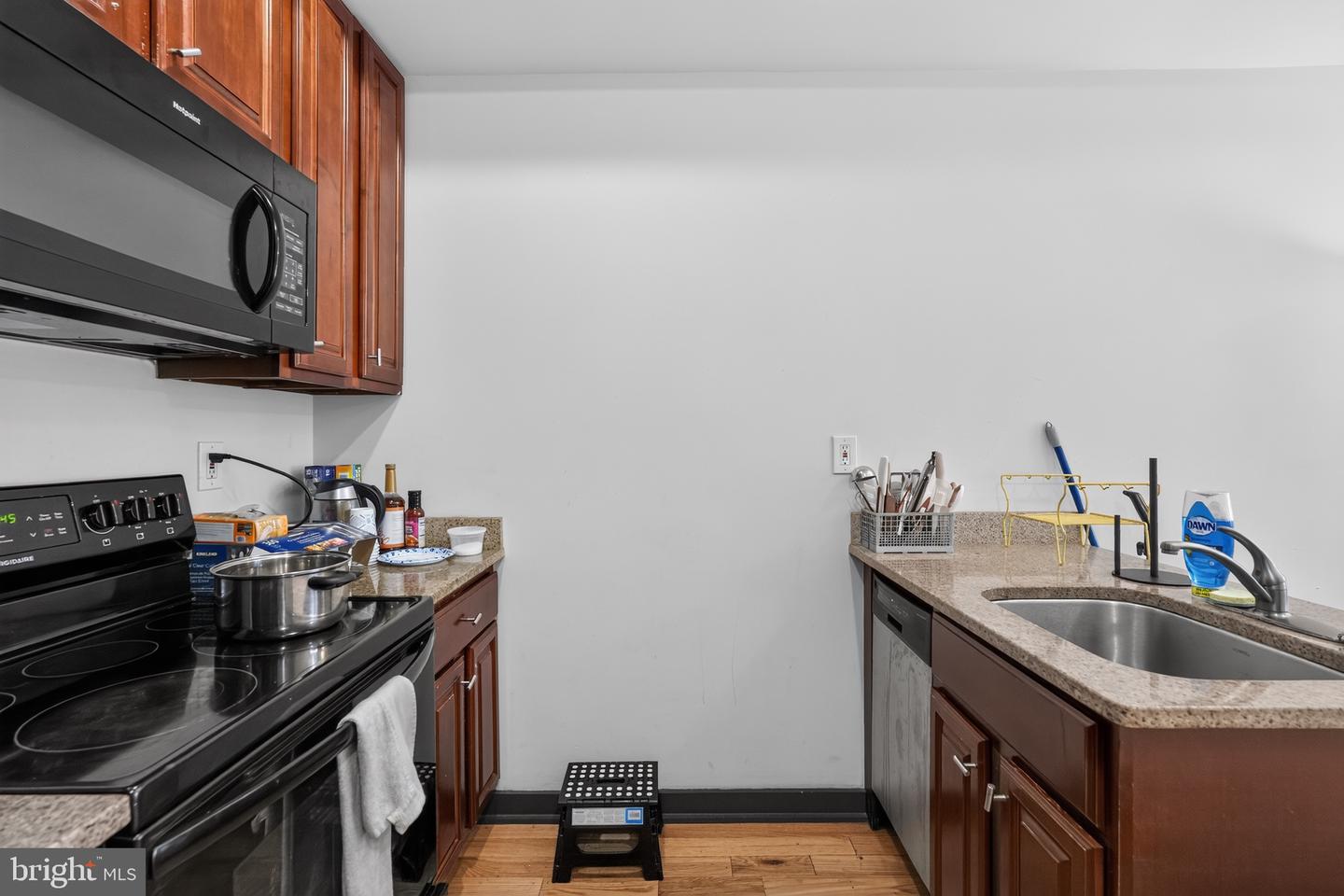 1726 Arlington St Property Photo 14