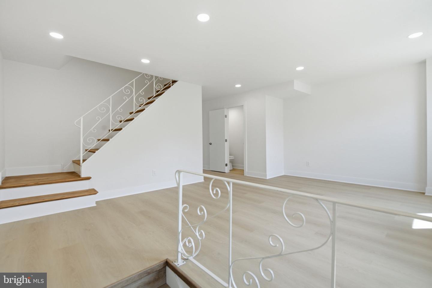 223 Parkdale Rd Property Photo 2