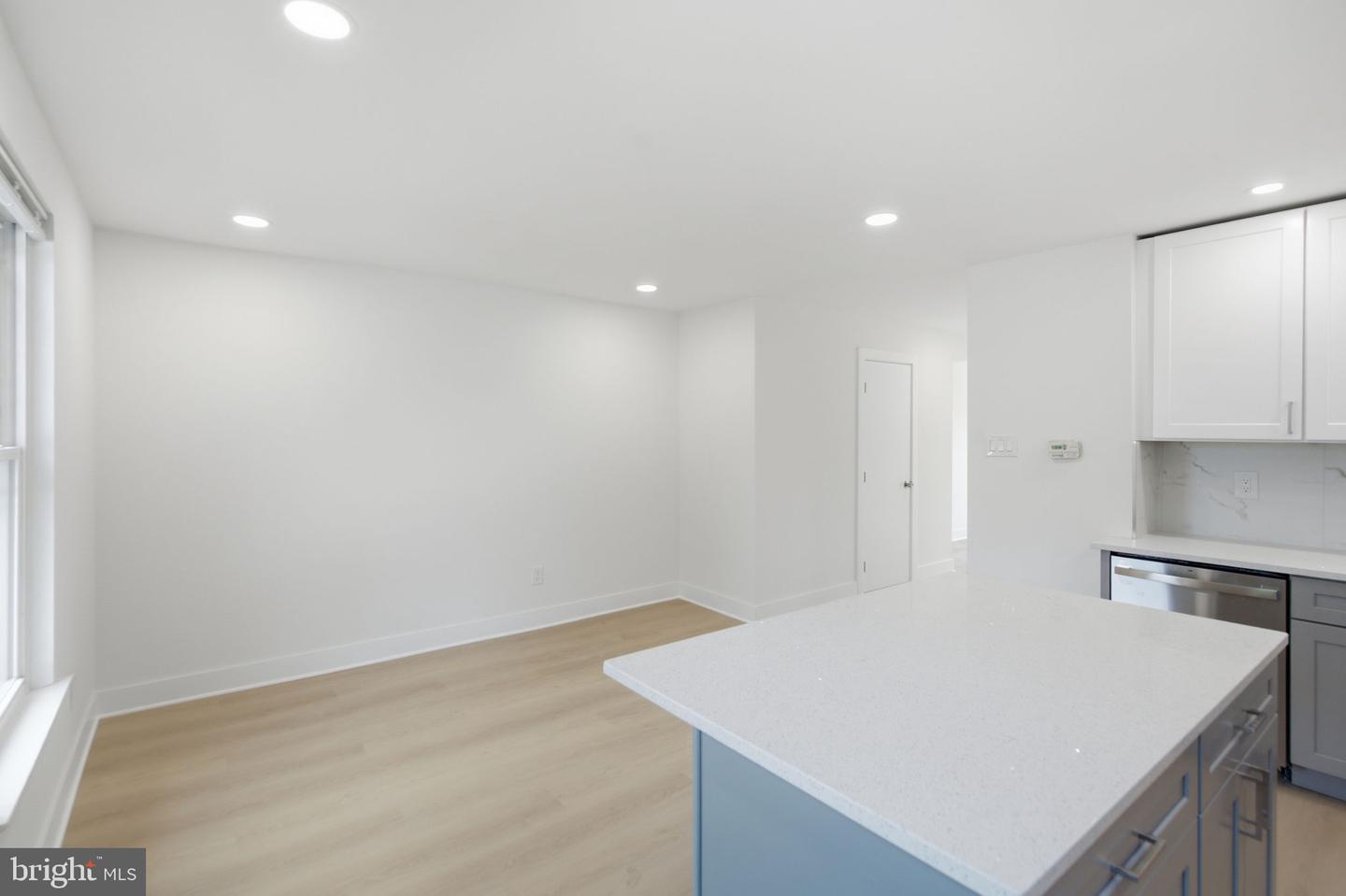 223 Parkdale Rd Property Photo 9