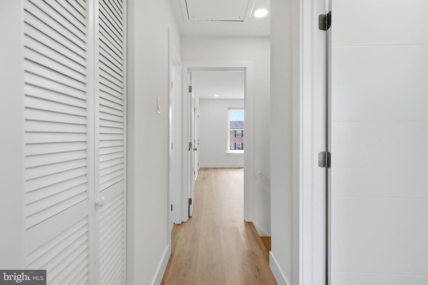 223 Parkdale Rd Property Photo 17