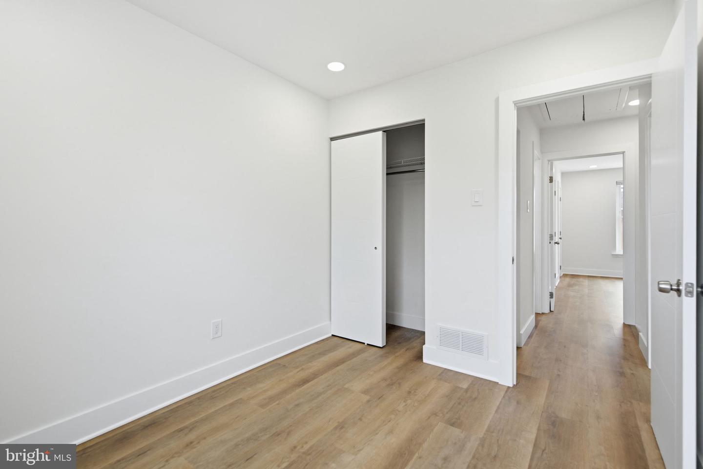 223 Parkdale Rd Property Photo 19