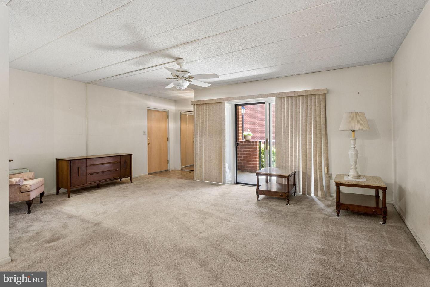 2015-00 Welsh Rd #c35 Property Photo 5