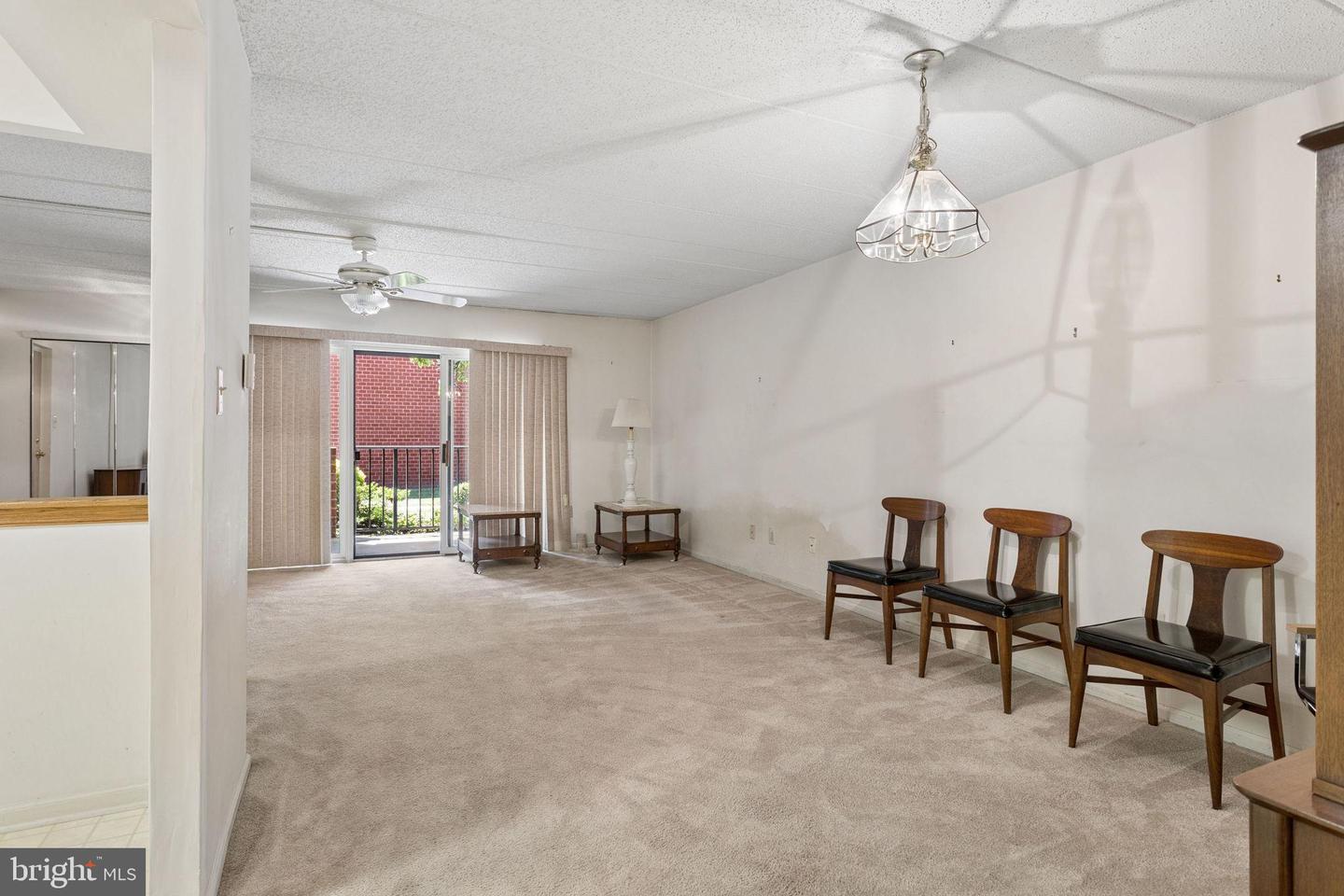 2015-00 Welsh Rd #c35 Property Photo 7