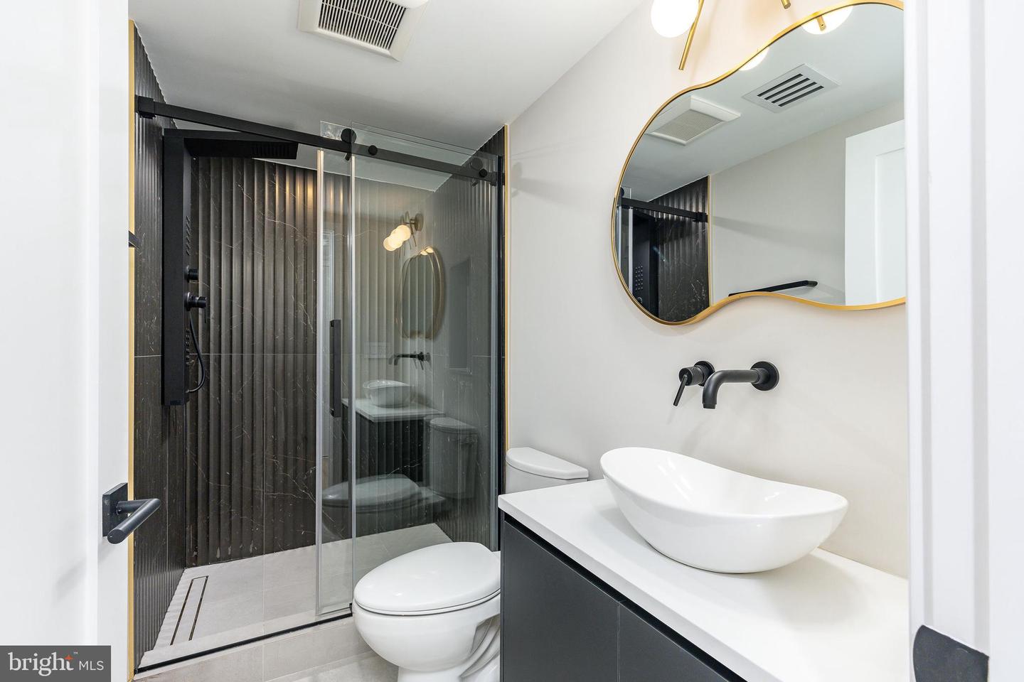 252 Gates St Property Photo 15