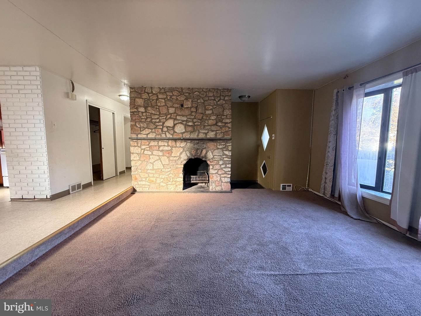 9612 Hilspach St Property Photo 14