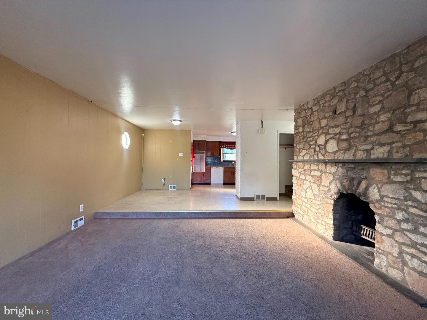 9612 Hilspach St Property Photo 16