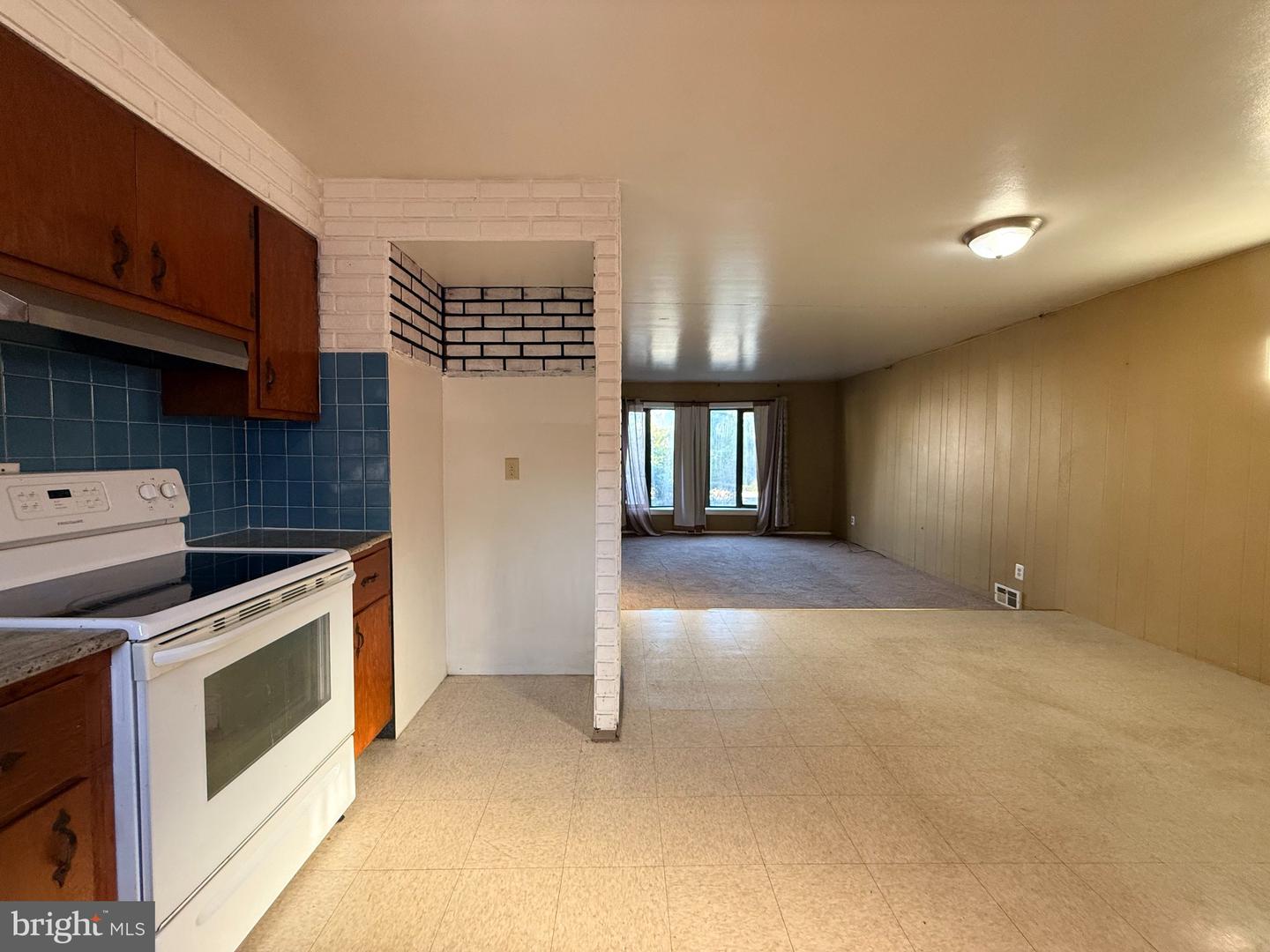 9612 Hilspach St Property Photo 25