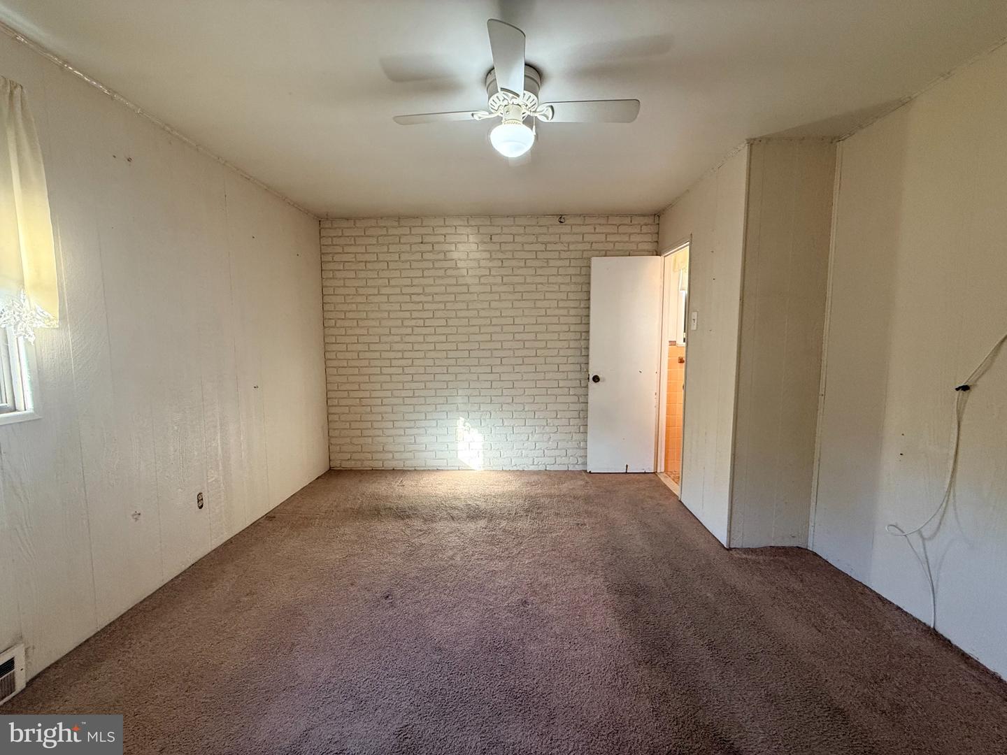 9612 Hilspach St Property Photo 32