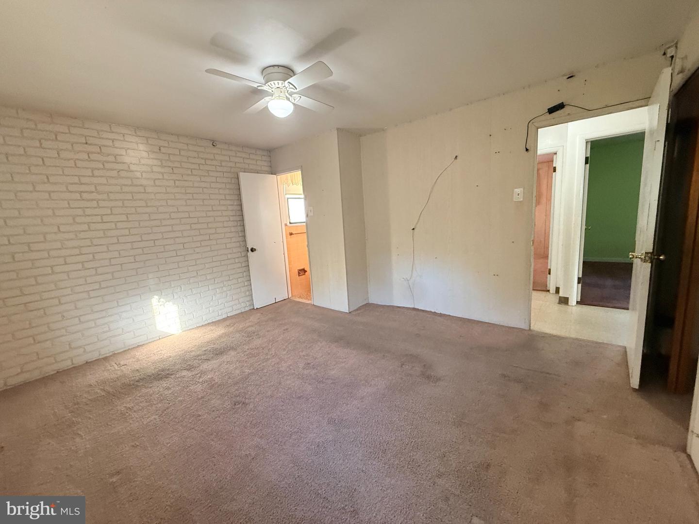 9612 Hilspach St Property Photo 33
