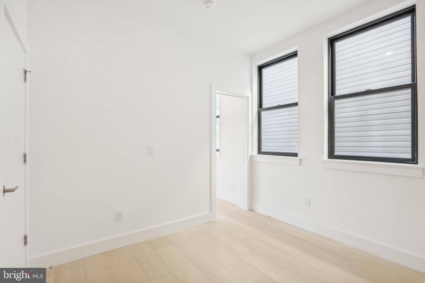 2406 Frankford Ave #2e Property Photo 14