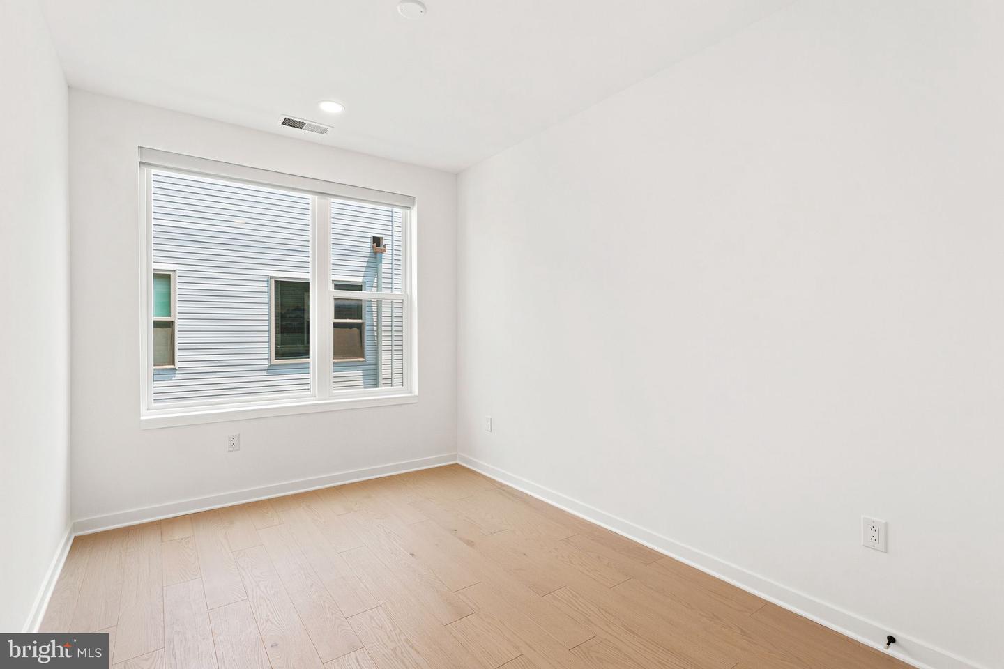 3023 Bridgeview Walk Property Photo 29