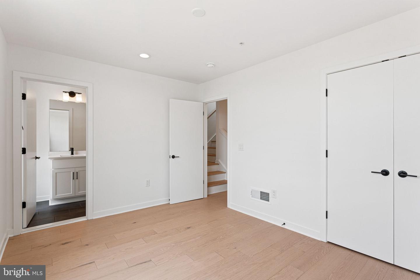 3023 Bridgeview Walk Property Photo 30
