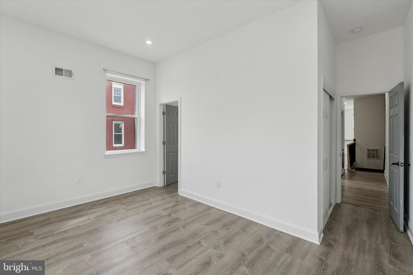 1625 S 22nd St #2 Property Photo 11