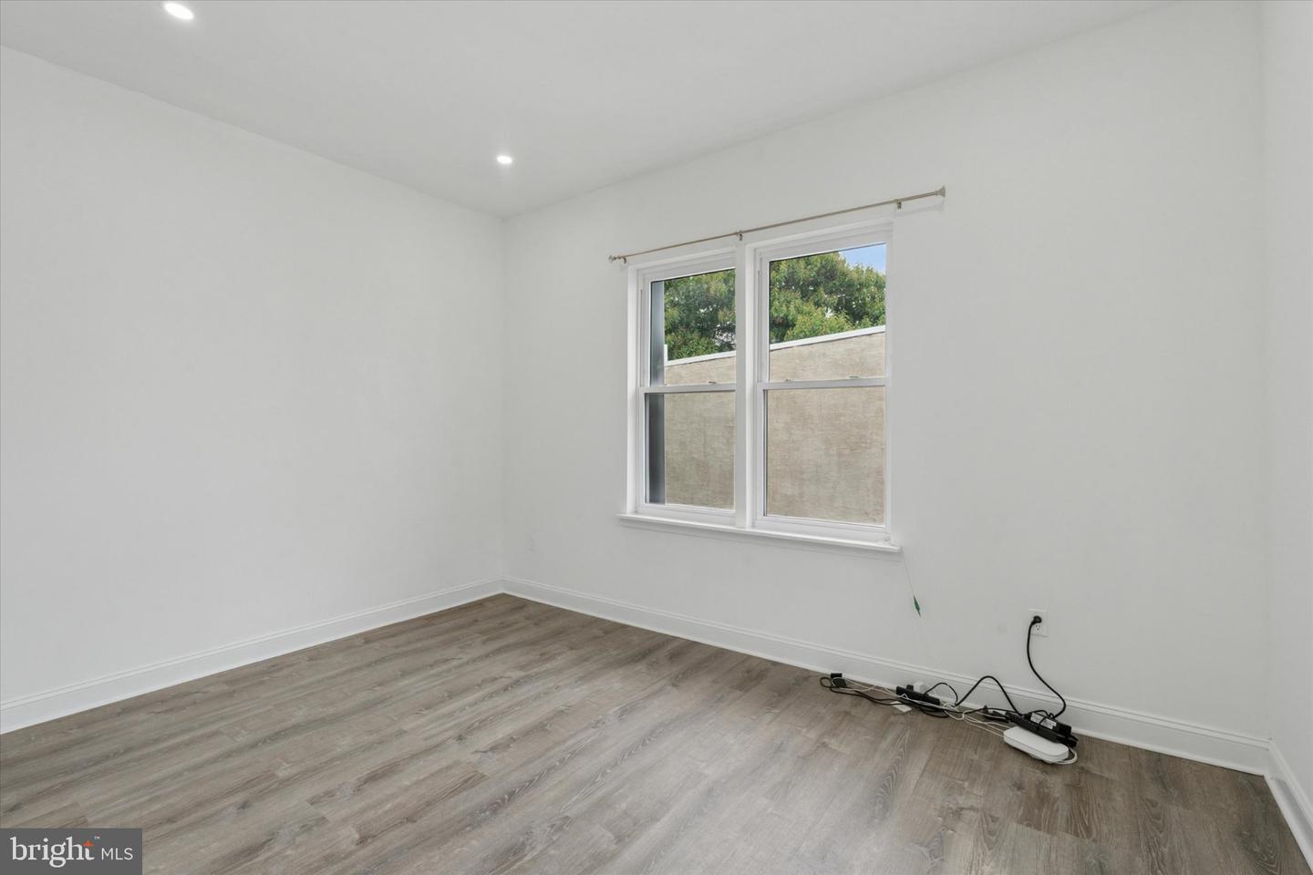 1625 S 22nd St #2 Property Photo 13