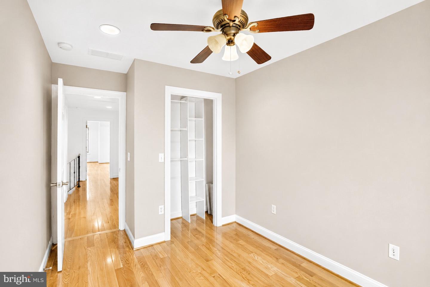 493 Harmon Rd #f Property Photo 16