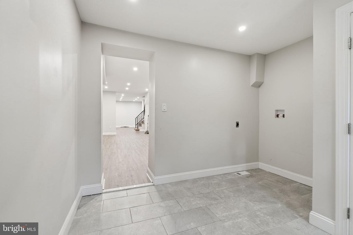 2023 S 60th St Property Photo 11