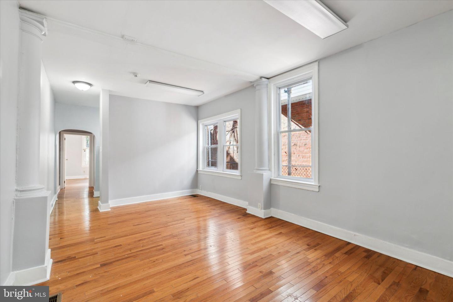 5236 Walnut St Property Photo 3