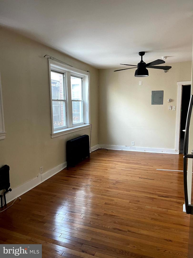 5236 Walnut St Property Photo 13