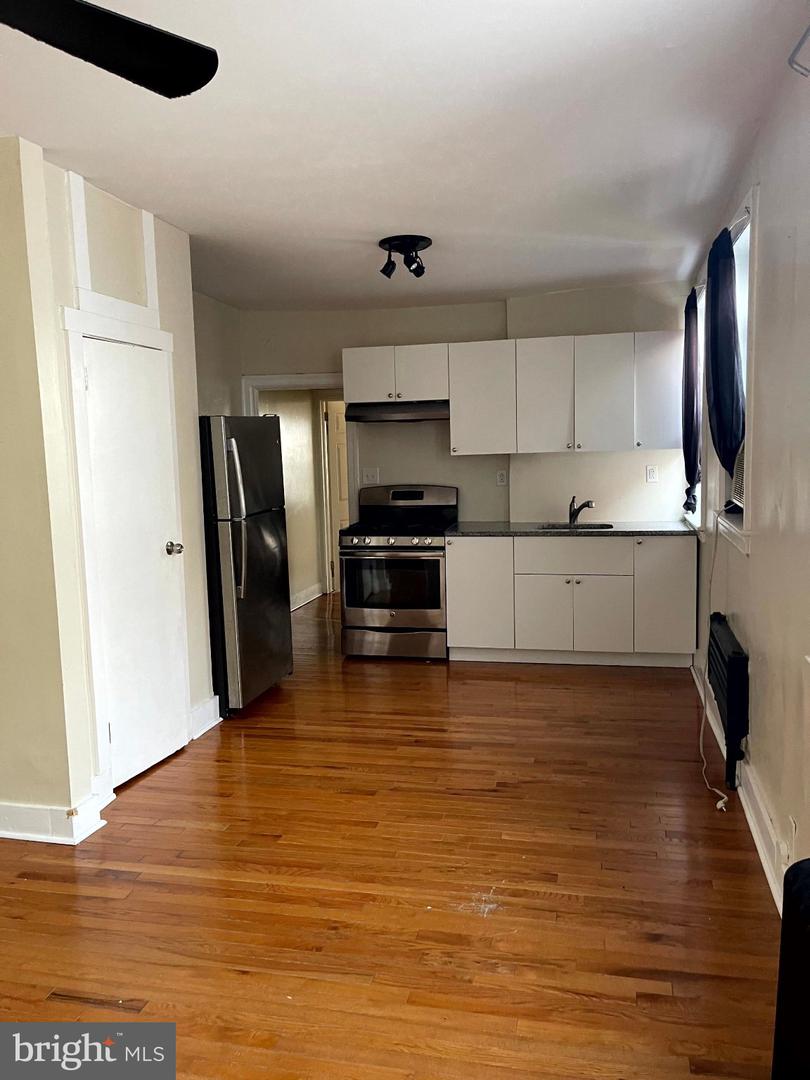 5236 Walnut St Property Photo 14