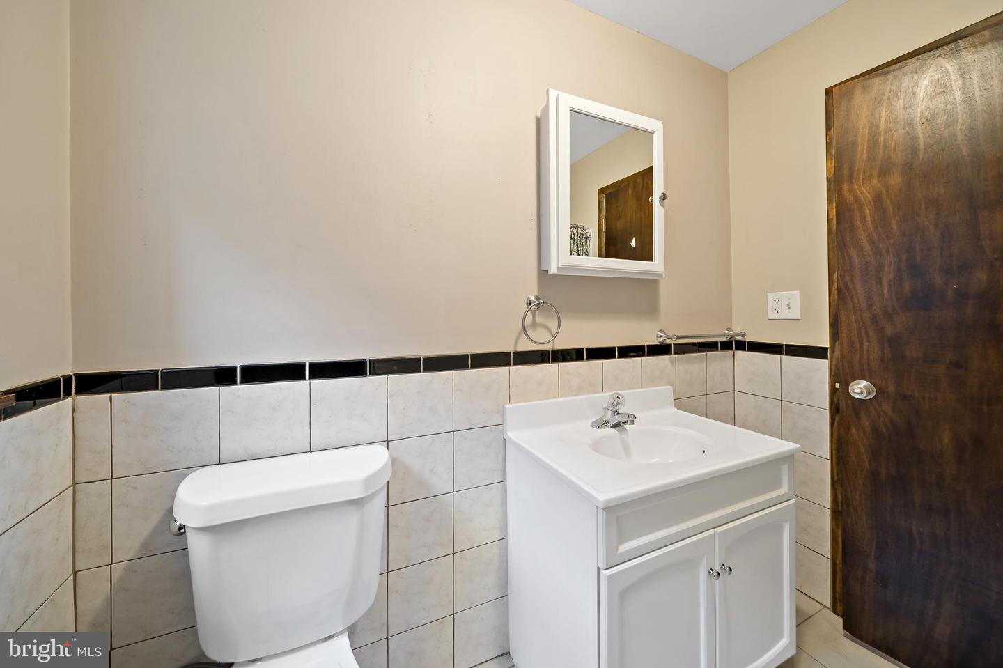 2116 S Broad St Property Photo 13