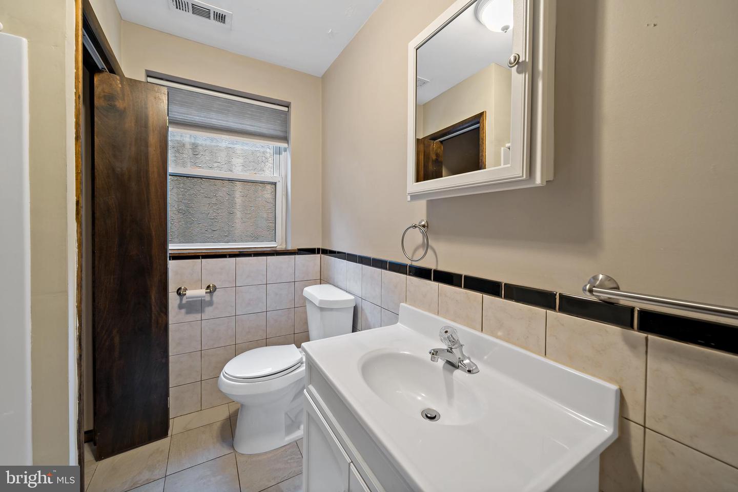 2116 S Broad St Property Photo 20